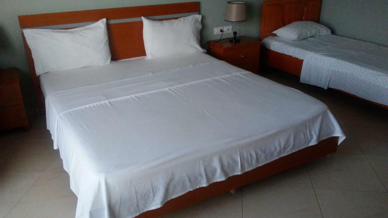 Hotel Majestic 卡萨米尔 外观 照片