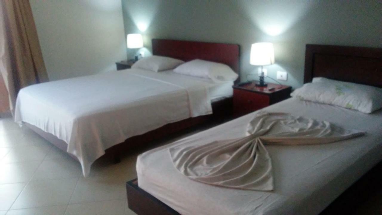 Hotel Majestic 卡萨米尔 外观 照片