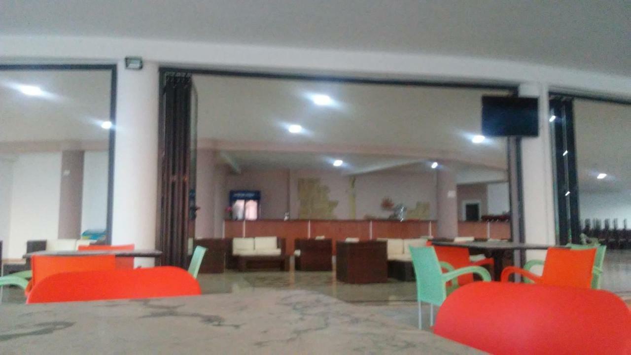 Hotel Majestic 卡萨米尔 外观 照片