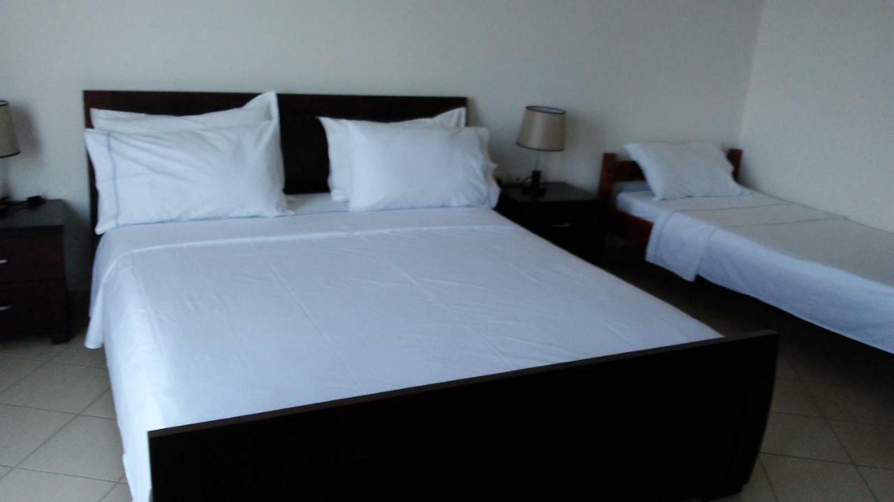 Hotel Majestic 卡萨米尔 外观 照片
